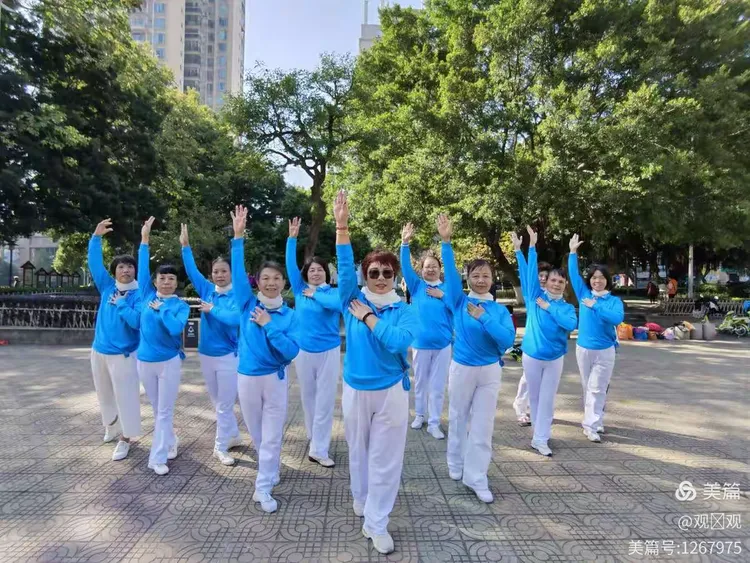 动起来舞起来，健康快乐永远